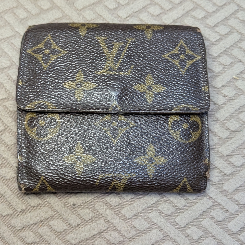 Louis Vuitton Compact Monogram Wallet - Picture 2 of 12